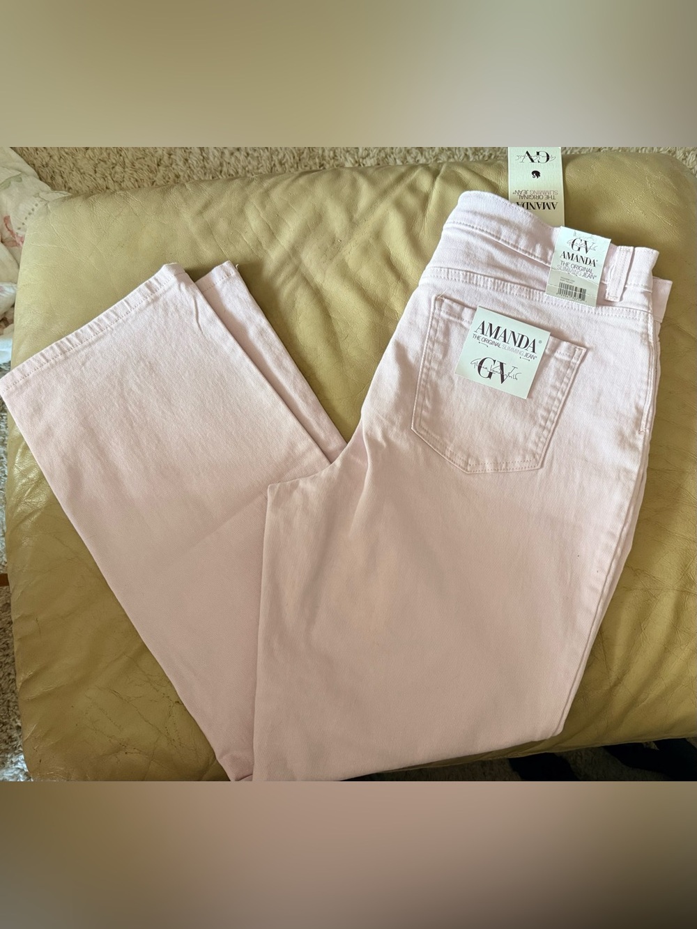 Gloria Vanderbilt GV Amanda Light Pink The Original Slimming Jeans
